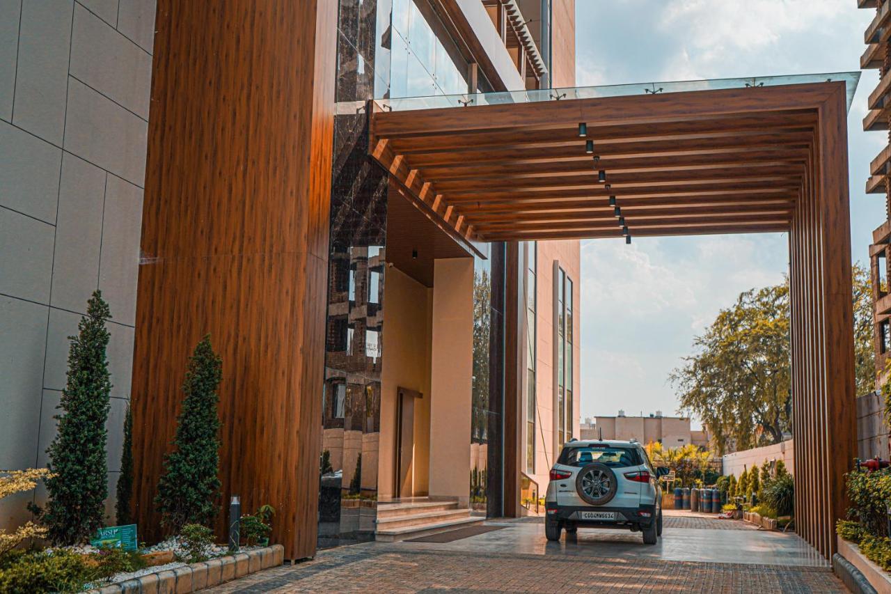 Hotel Avinash International Jagdalpur Exteriör bild