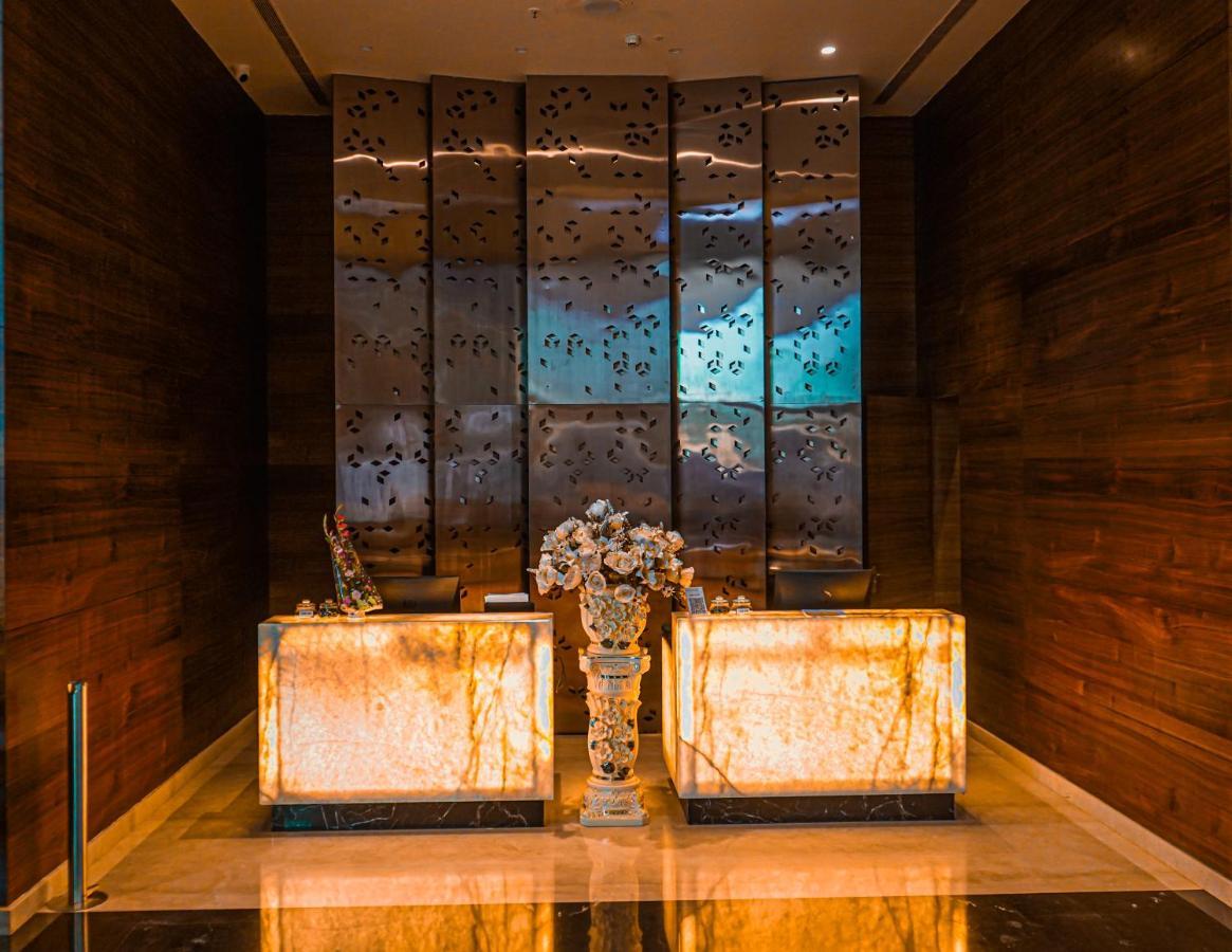Hotel Avinash International Jagdalpur Exteriör bild
